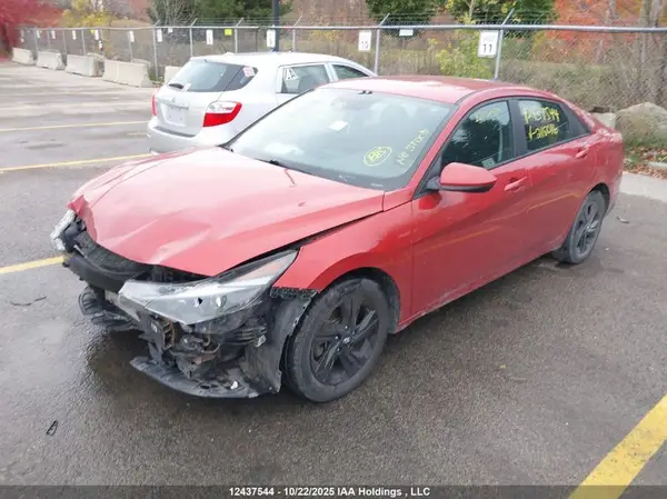 KMHLM4AG3NU215016 2022 HYUNDAI ELANTRA - Image 2