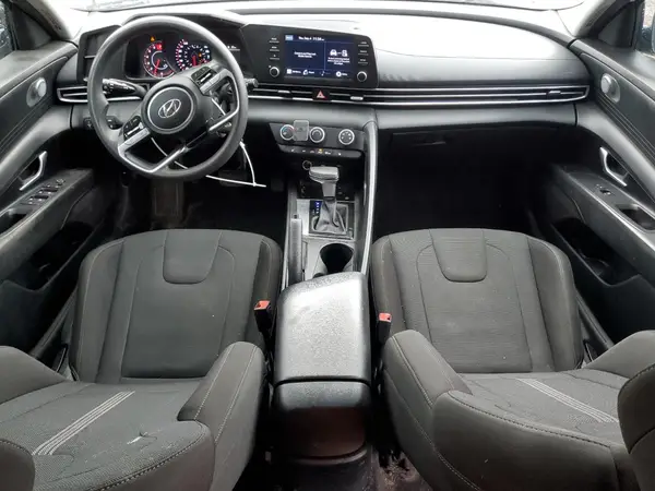 KMHLM4AG3NU228400 2022 HYUNDAI ELANTRA - Image 8