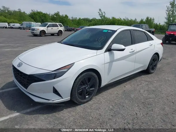 KMHLM4AG3NU244211 2022 HYUNDAI ELANTRA - Image 2