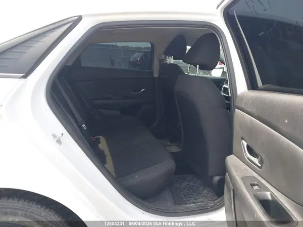 KMHLM4AG3NU244211 2022 HYUNDAI ELANTRA - Image 8