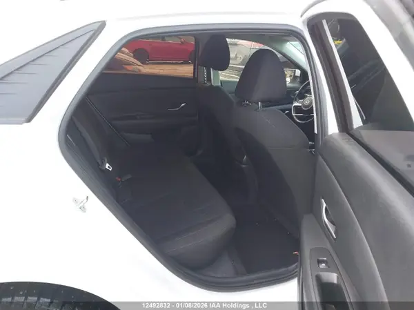 KMHLM4AG3NU256682 2022 HYUNDAI ELANTRA - Image 8