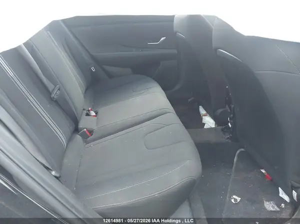 KMHLM4AG3NU257637 2022 HYUNDAI ELANTRA - Image 8