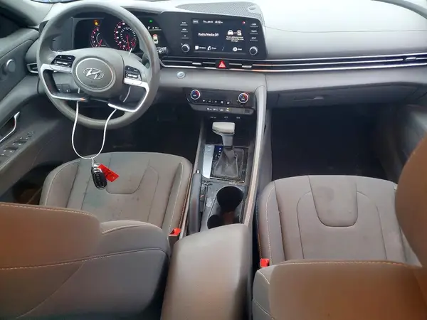 KMHLM4AG3NU264359 2022 HYUNDAI ELANTRA - Image 8