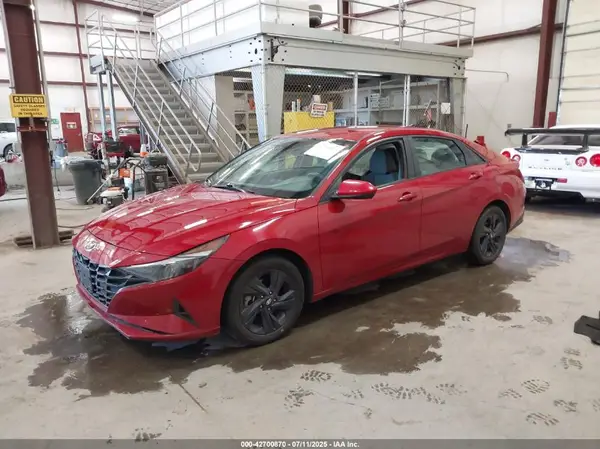 KMHLM4AG3NU264412 2022 HYUNDAI ELANTRA - Image 2