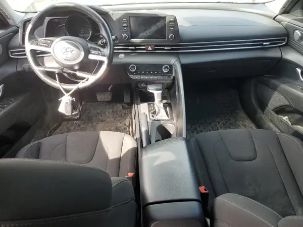KMHLM4AG3NU282974 2022 HYUNDAI ELANTRA - Image 8