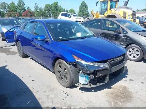 KMHLM4AG3NU283560 2022 HYUNDAI ELANTRA - Image 1