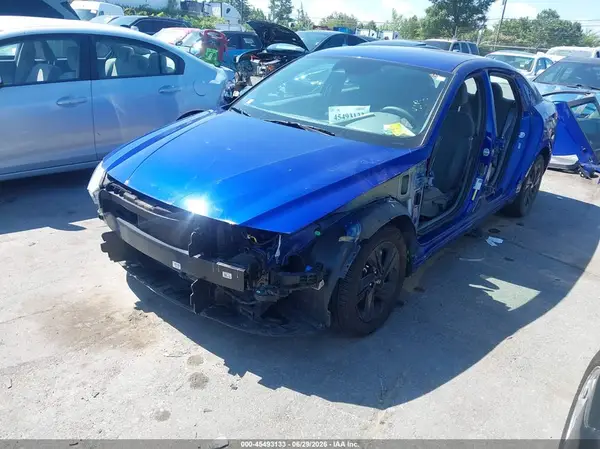 KMHLM4AG3NU283560 2022 HYUNDAI ELANTRA - Image 2