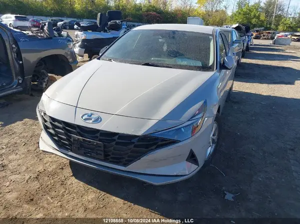 KMHLM4AG3NU298463 2022 HYUNDAI ELANTRA - Image 2
