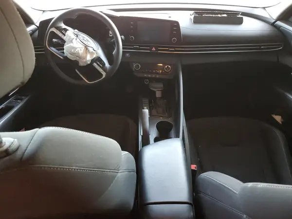 KMHLM4AG3NU307162 2022 HYUNDAI ELANTRA - Image 8