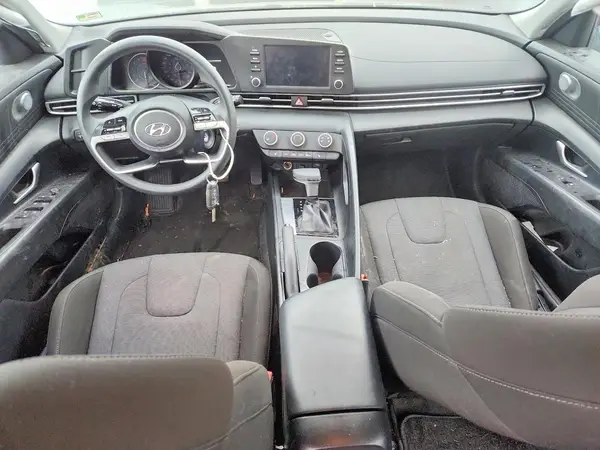 KMHLM4AG3NU309431 2022 HYUNDAI ELANTRA - Image 8