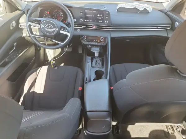 KMHLM4AG3NU309753 2022 HYUNDAI ELANTRA - Image 8