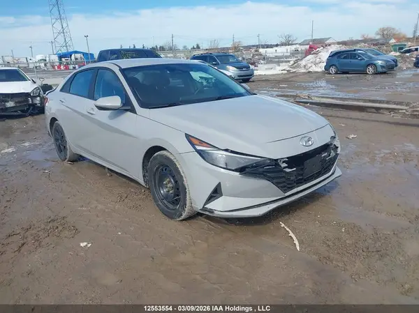 KMHLM4AG3NU311387 2022 HYUNDAI ELANTRA - Image 1