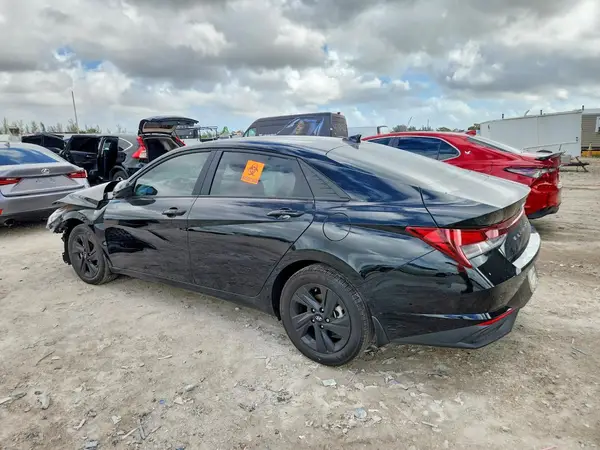 KMHLM4AG3NU312264 2022 HYUNDAI ELANTRA - Image 2