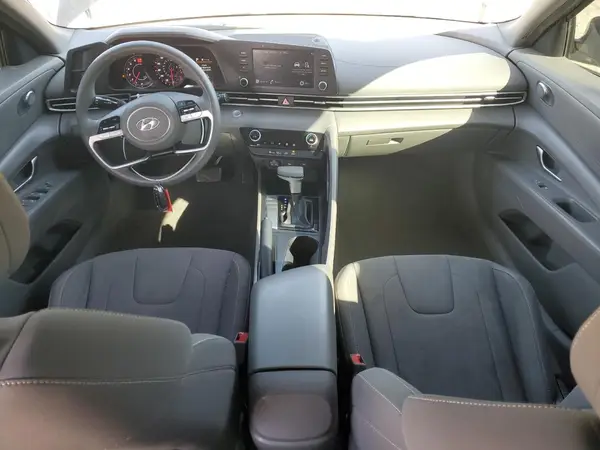 KMHLM4AG3NU321353 2022 HYUNDAI ELANTRA - Image 8
