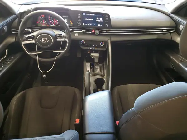 KMHLM4AG3NU325936 2022 HYUNDAI ELANTRA - Image 8