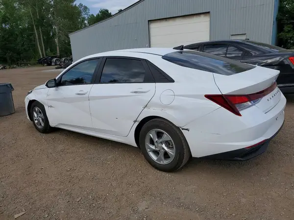 KMHLM4AG3NU326973 2022 HYUNDAI ELANTRA - Image 2