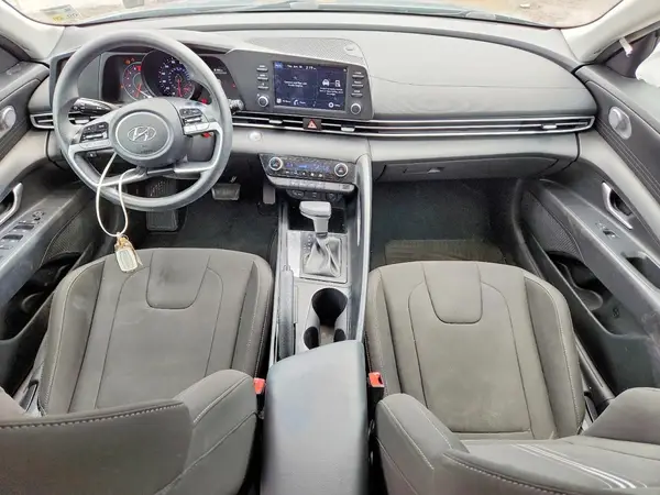 KMHLM4AG3NU332837 2022 HYUNDAI ELANTRA - Image 8