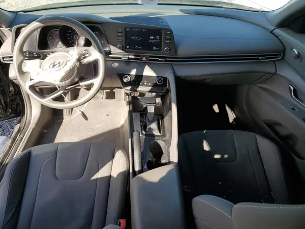 KMHLM4AG3NU339884 2022 HYUNDAI ELANTRA - Image 8