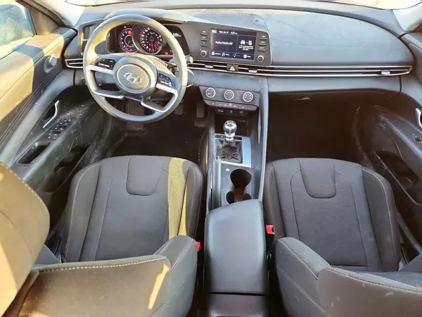 KMHLM4AG3NU347208 2022 HYUNDAI ELANTRA - Image 8
