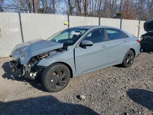 KMHLM4AG3NU350285 2022 HYUNDAI ELANTRA - Image 1