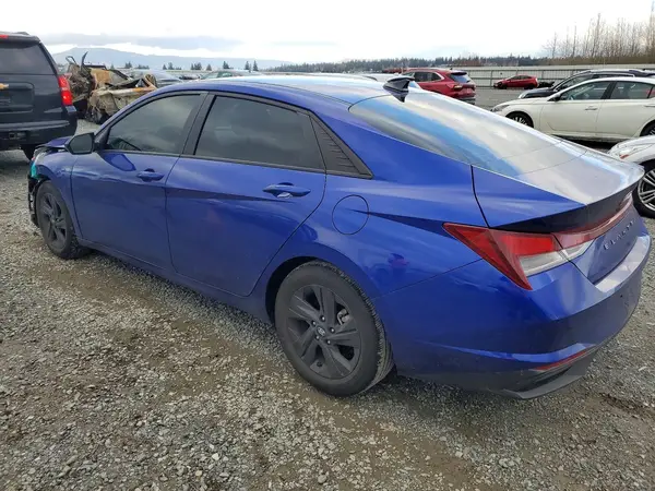 KMHLM4AG3NU351842 2022 HYUNDAI ELANTRA - Image 2