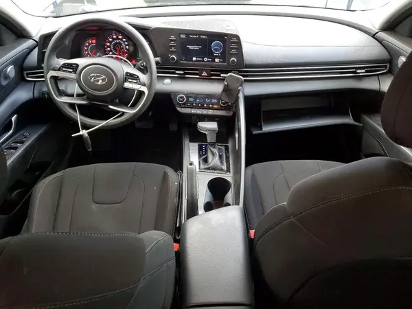 KMHLM4AG3NU351842 2022 HYUNDAI ELANTRA - Image 8