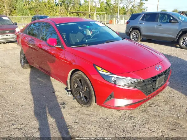 KMHLM4AG3NU352408 2022 HYUNDAI ELANTRA - Image 1