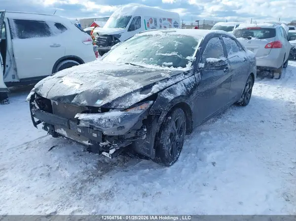 KMHLM4AG3NU359486 2022 HYUNDAI ELANTRA - Image 2