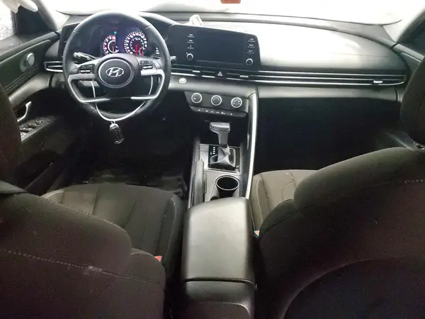KMHLM4AG3NU366647 2022 HYUNDAI ELANTRA - Image 8
