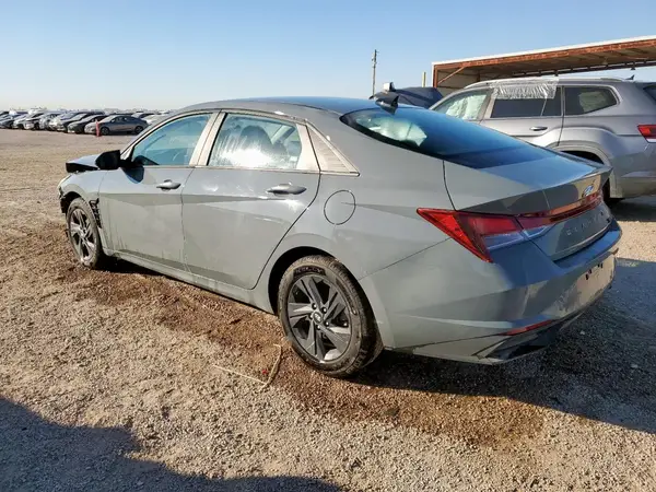 KMHLM4AG3PU374539 2023 HYUNDAI ELANTRA - Image 2