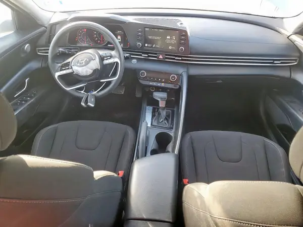 KMHLM4AG3PU374539 2023 HYUNDAI ELANTRA - Image 8