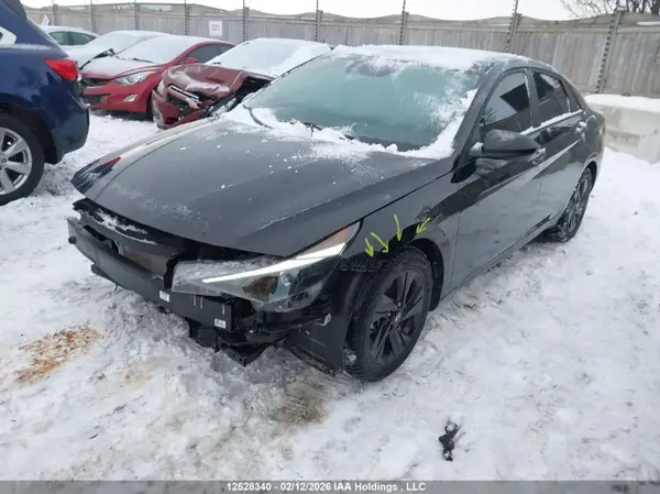 KMHLM4AG3PU380387 2023 HYUNDAI ELANTRA - Image 2