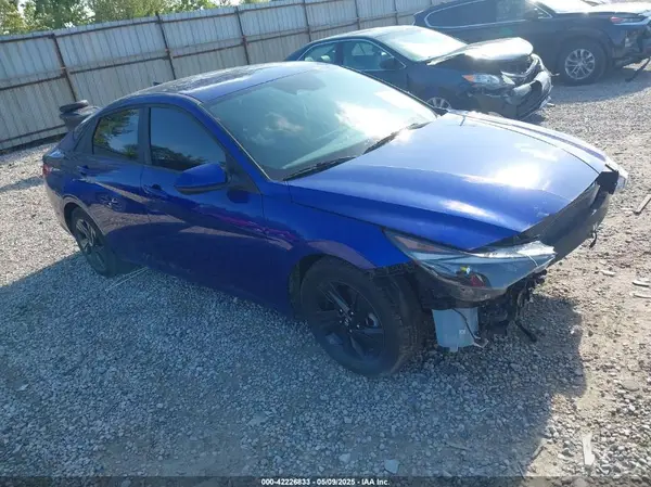 KMHLM4AG3PU404106 2023 HYUNDAI ELANTRA - Image 1
