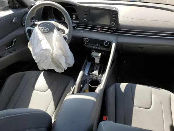 KMHLM4AG3PU416966 2023 HYUNDAI ELANTRA - Image 8
