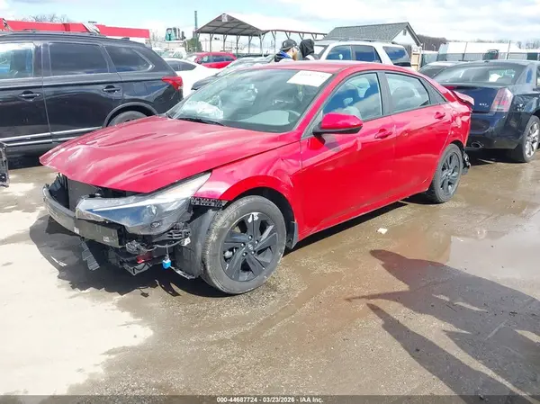 KMHLM4AG3PU424162 2023 HYUNDAI ELANTRA - Image 2