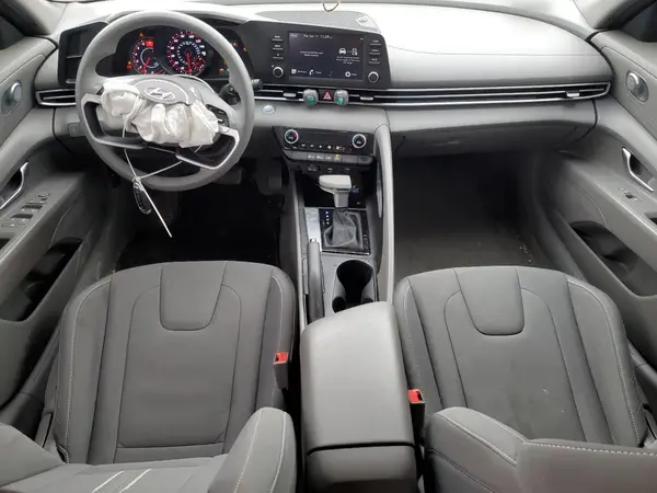 KMHLM4AG3PU437669 2023 HYUNDAI ELANTRA - Image 8