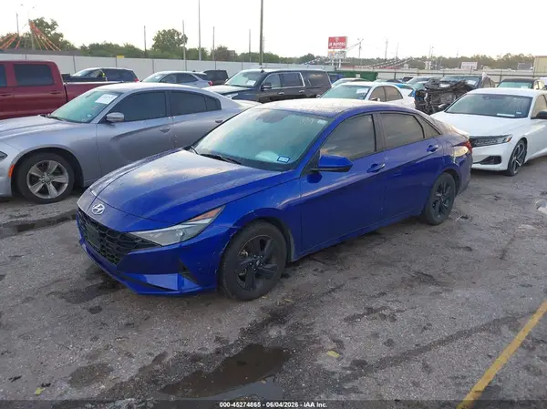 KMHLM4AG3PU439079 2023 HYUNDAI ELANTRA - Image 2