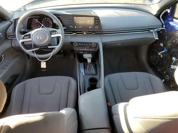 KMHLM4AG3PU445092 2023 HYUNDAI ELANTRA - Image 8