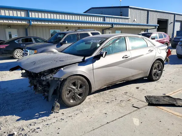 KMHLM4AG3PU448316 2023 HYUNDAI ELANTRA - Image 1