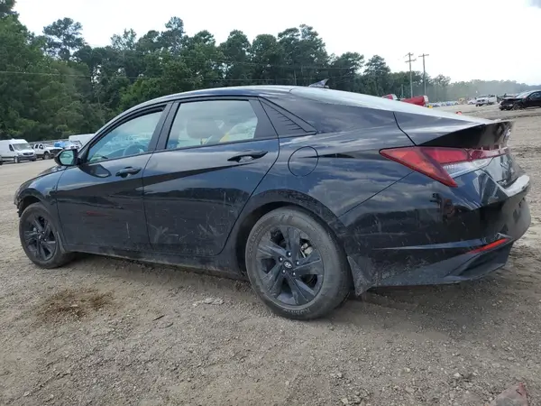 KMHLM4AG3PU449367 2023 HYUNDAI ELANTRA - Image 2