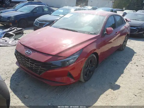 KMHLM4AG3PU471174 2023 HYUNDAI ELANTRA - Image 2