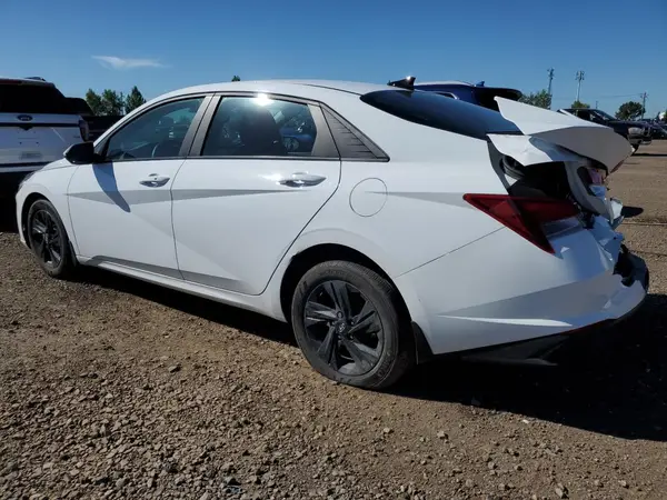 KMHLM4AG3PU476780 2023 HYUNDAI ELANTRA - Image 2