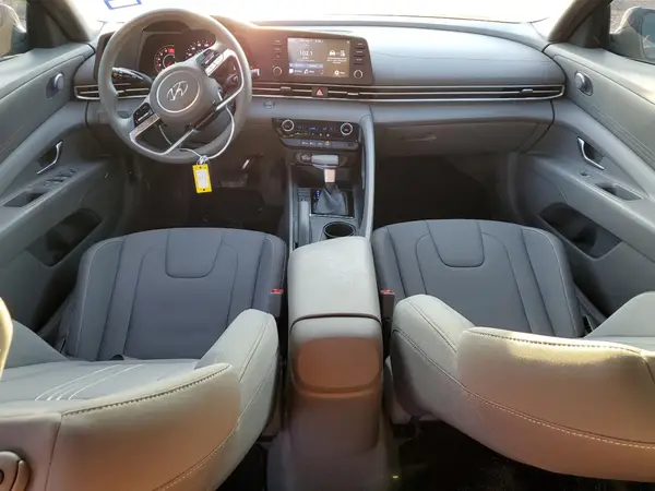 KMHLM4AG3PU477492 2023 HYUNDAI ELANTRA - Image 8