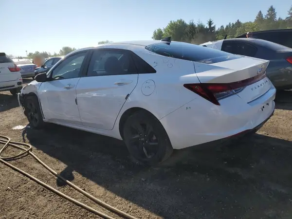 KMHLM4AG3PU477766 2023 HYUNDAI ELANTRA - Image 2