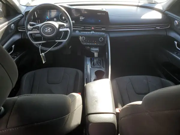 KMHLM4AG3PU477766 2023 HYUNDAI ELANTRA - Image 8