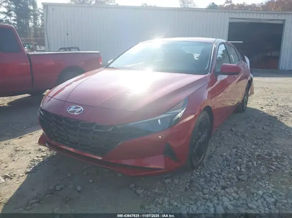KMHLM4AG3PU483647 2023 HYUNDAI ELANTRA - Image 2