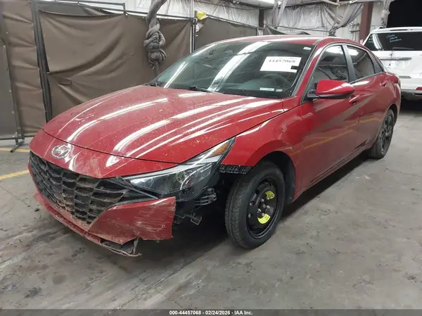 KMHLM4AG3PU484944 2023 HYUNDAI ELANTRA - Image 2