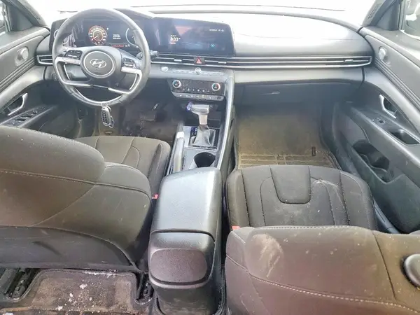 KMHLM4AG3PU510653 2023 HYUNDAI ELANTRA - Image 8