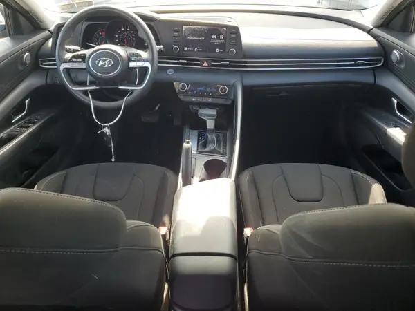 KMHLM4AG3PU511379 2023 HYUNDAI ELANTRA - Image 8