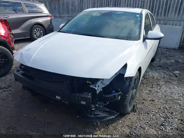 KMHLM4AG3PU523418 2023 HYUNDAI ELANTRA - Image 2